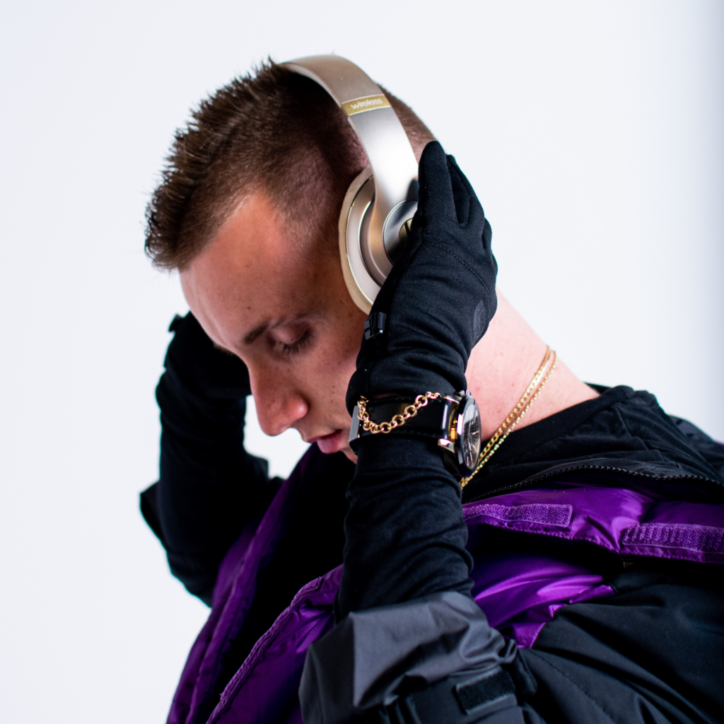 Sesión de fotos con cascos y chaquetón